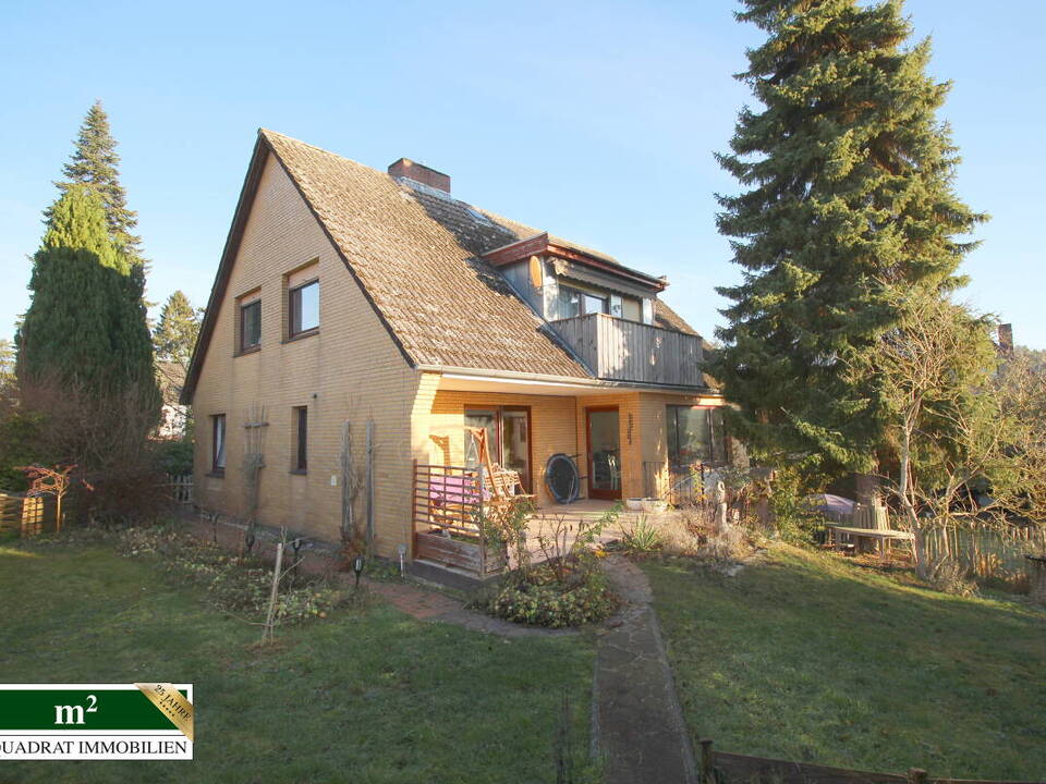 Blick auf MFH und auf Wunsch separierbaren Bauplatz