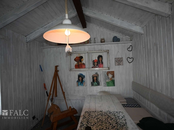 Blick ins Gartenhaus