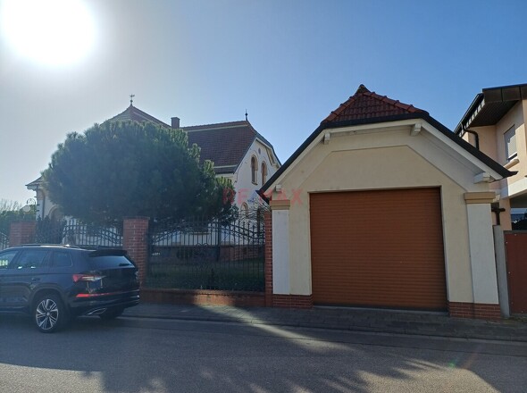 schickes Garagenhaus