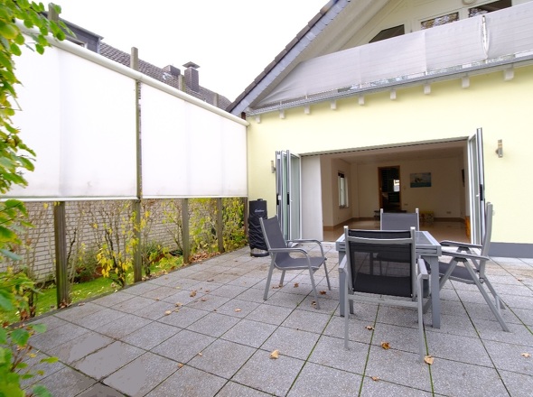 ca. 40 m² Terrasse