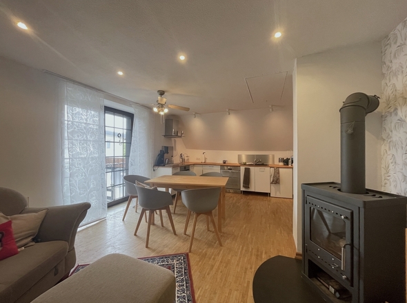 ...inklusive Kaminofen