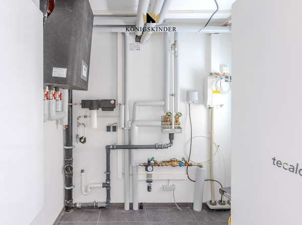 ...vorbei am Technikraum...