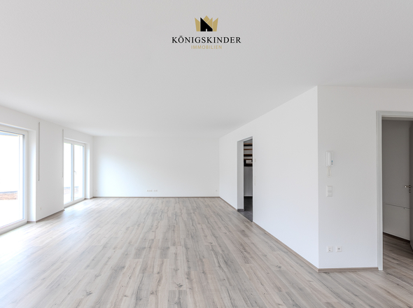 ...mit angrenzender Speisekammer...