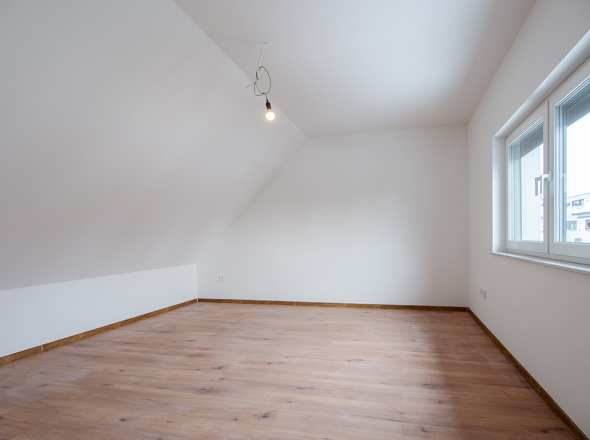 21001 Schlafzimmer 2