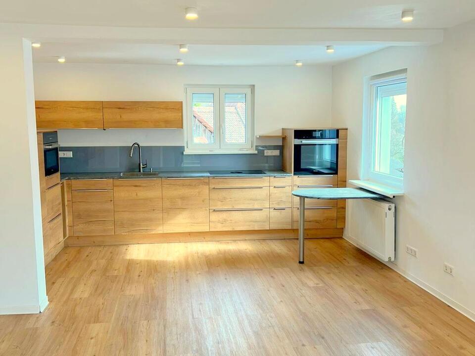 Küche mit Essbereich