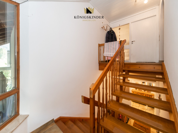 Aufgang zur DG Wohnung