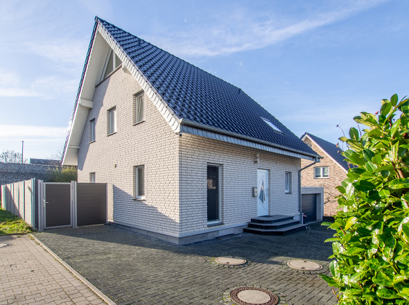 11139 Vorderansicht (3)