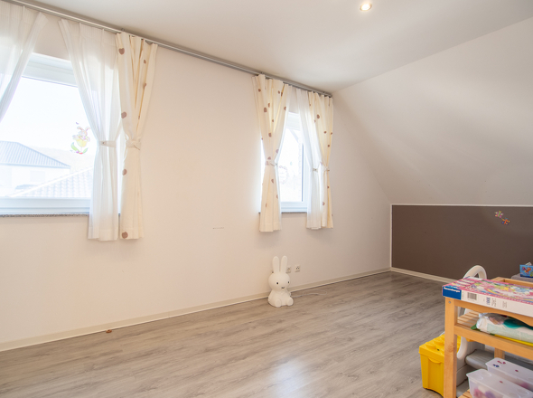 11139 Kinderzimmer OG