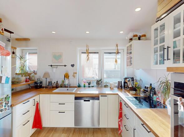 offene Küche inkl. Essbereich