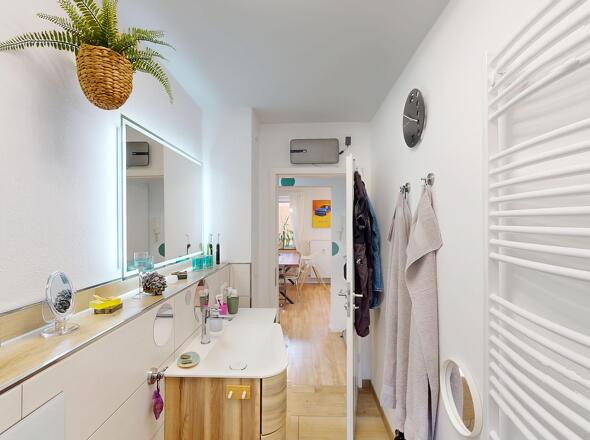 Modernes Tageslichtbad