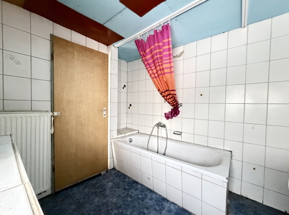 Bad Wohnung 1