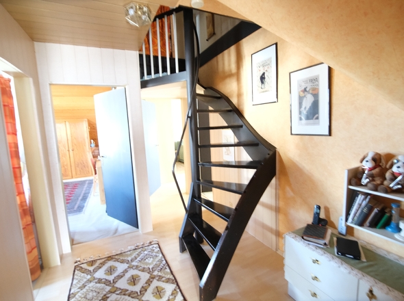 Wendeltreppe zum DG.