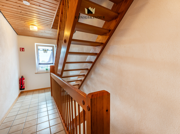 ...die Treppen hoch...