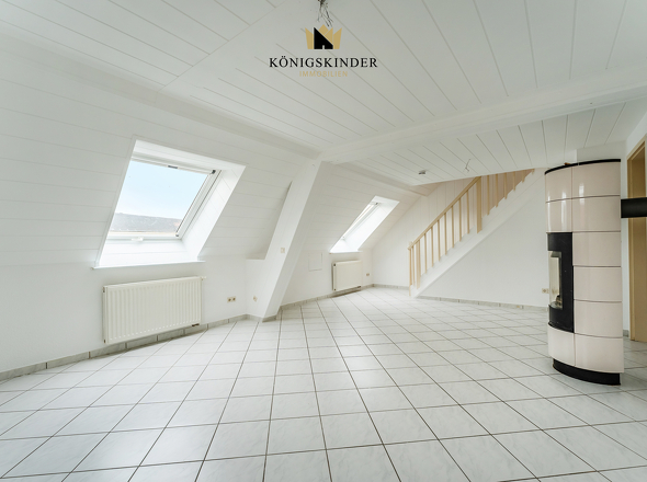 ...viel Platz und ein Kaminofen...