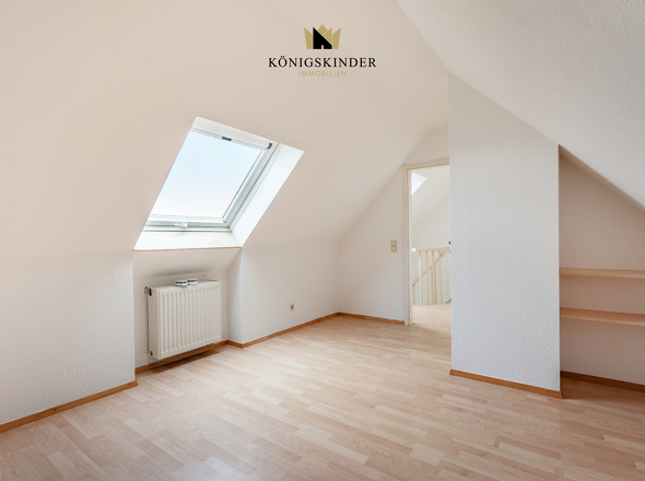 ...gibt es ein weiters Zimmer...