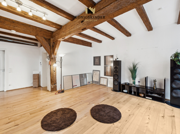 Eleganz und Stil im großen Wohnbereich