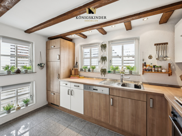 Einbauküche vollständig ausgestattet und funktionsfähig