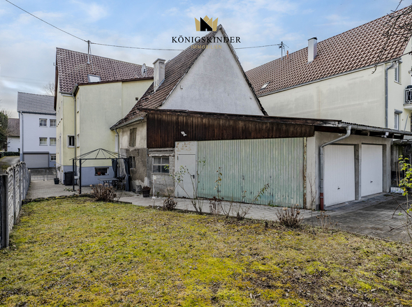 Garten, Scheune, Doppelgarage - Platz für alle Eventualitäten