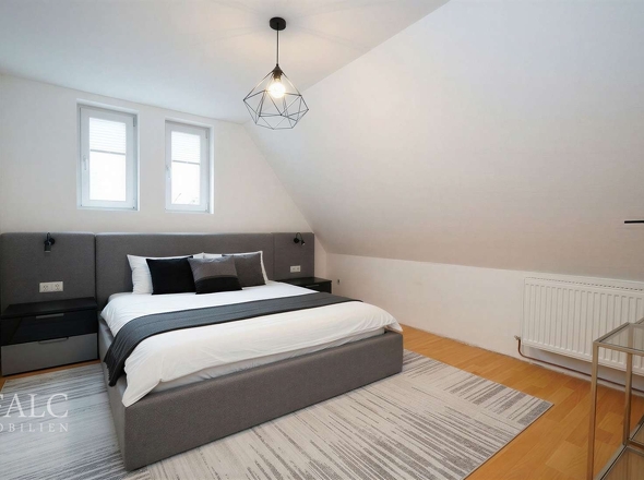 Weiteres Schlafzimmer 2.OG (Vis.)