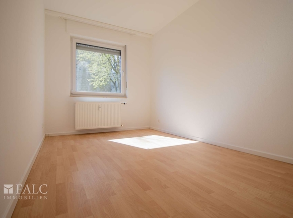 Kinder-/ oder Bürozimmer