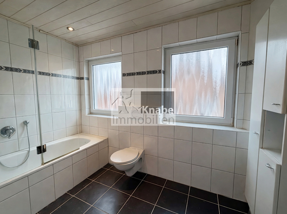 Badezimmer OG anderer Blickwinkel