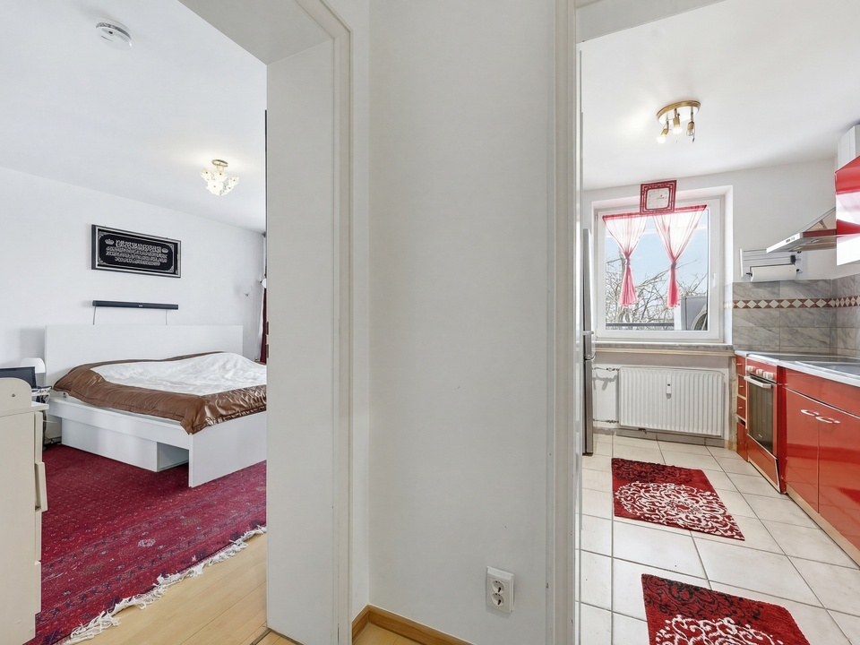 Schlafzimmer und Küche