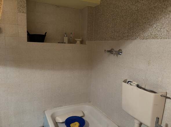 Dusch / WC im Keller