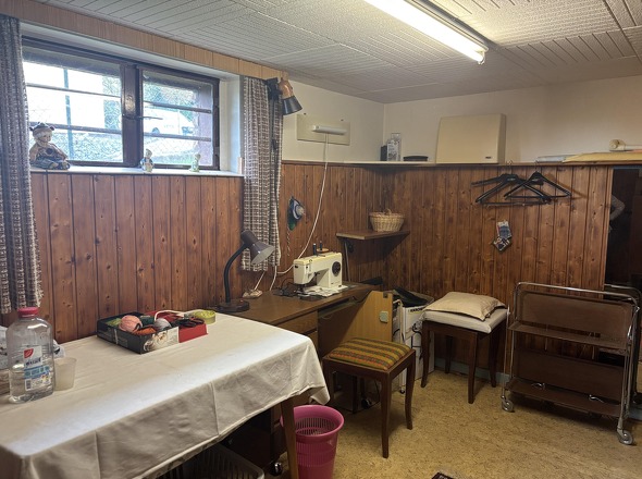 Nähzimmer im Keller