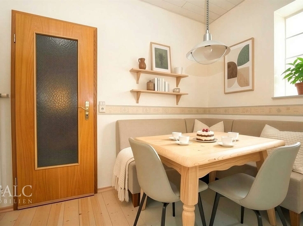 ... mit Platz für eine Essecke