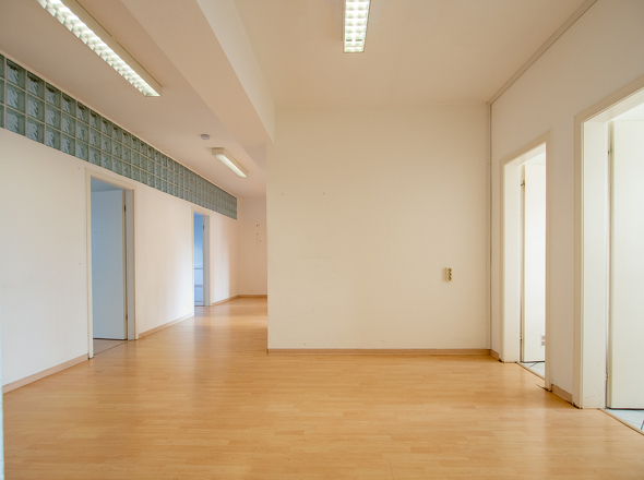 21002 Eingangsbereich (2)