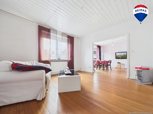 REMAX Immobilien DeLux Einfamilienhaus Wohn-/Esszimer Schiffweiler Mark Borowicz