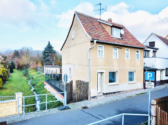 Straßenansicht