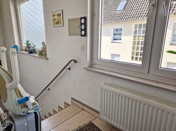 Treppenhaus mit Treppenlift