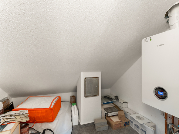 Therme und Abstellraum