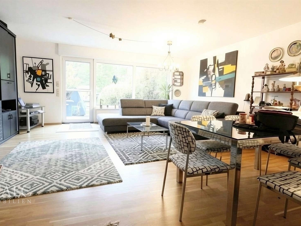 Wohnzimmer EG - (KI generiert)