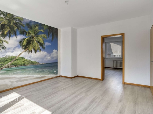 2 OG. links, Schlafzimmer