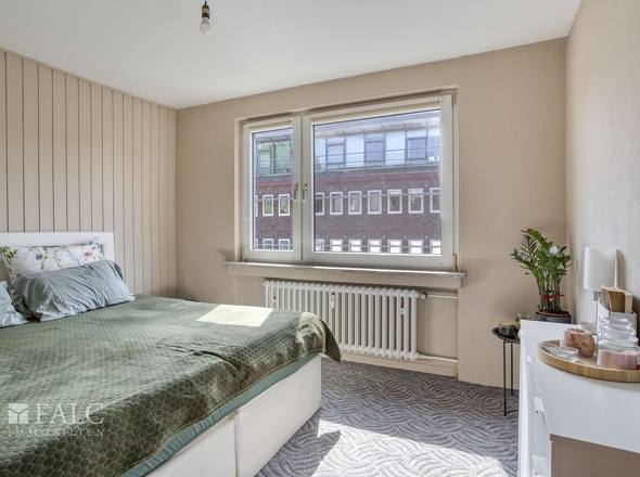 2 OG. rechts, Schlafzimmer