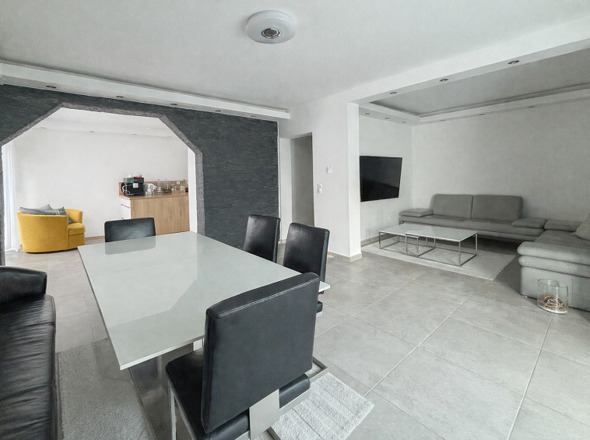 Wohn-/Esszimmer im EG