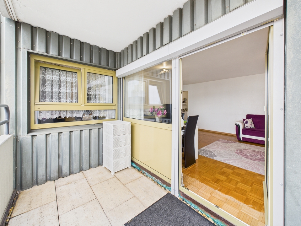 CAM04182G0-PR0043-STILL005