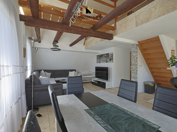Wohn/Esszimmer DG