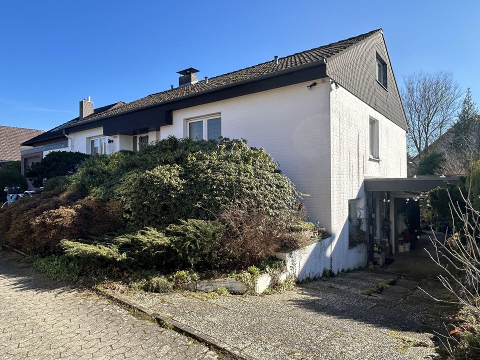 Straßenansicht