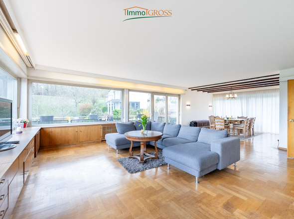 EG - Helles Wohnzimmer mit Panoramafenstern