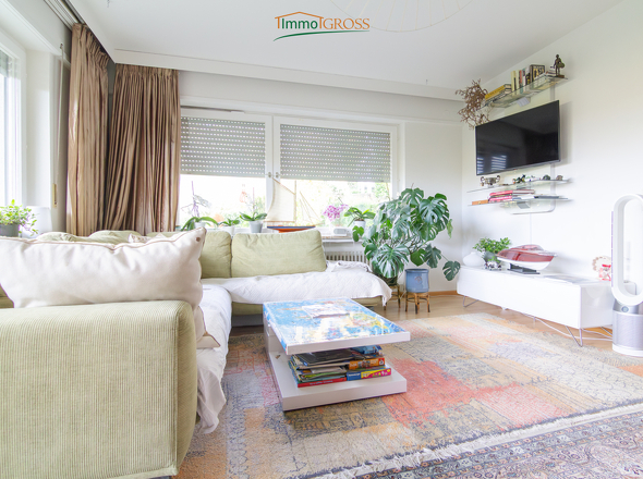 ELW - Helles Wohnzimmer mit Zugang zum Garten
