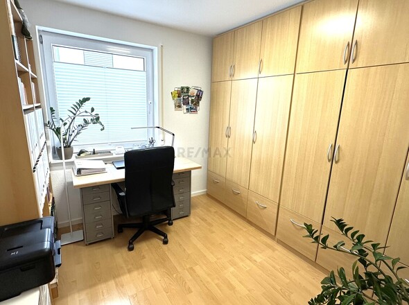 Kinderzimmer 2 / Büro