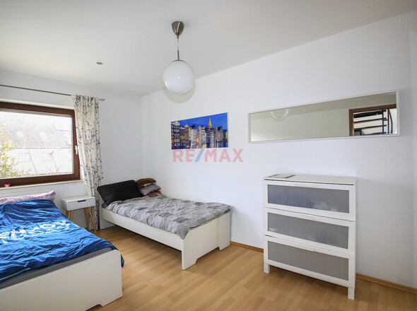 roßes Kinderzimmer OG