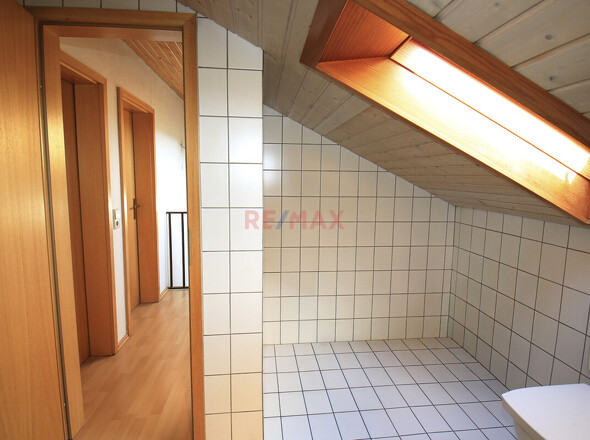 Viel Platz im Dg Bad