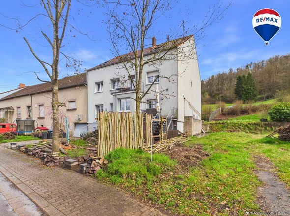REMAX Immobilien DeLux Haus in Brotdorf zu verkaufen