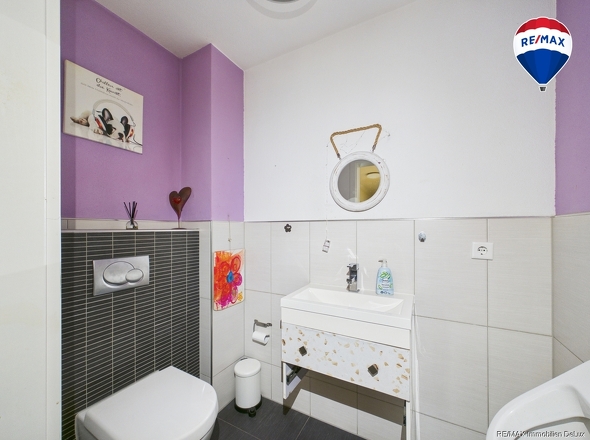 REMAX Immobilien DeLux Haus in Brotdorf zu verkaufen