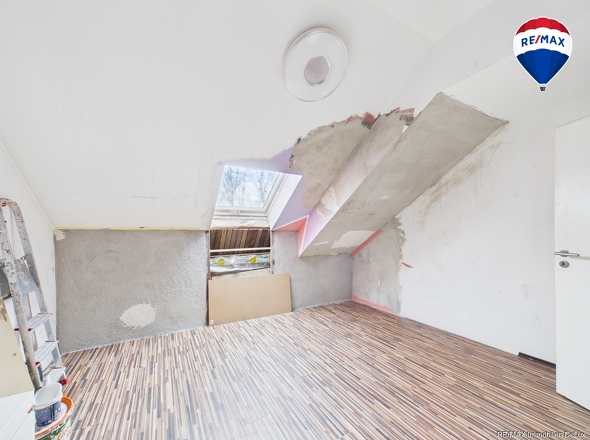 REMAX Immobilien DeLux Haus in Brotdorf zu verkaufen