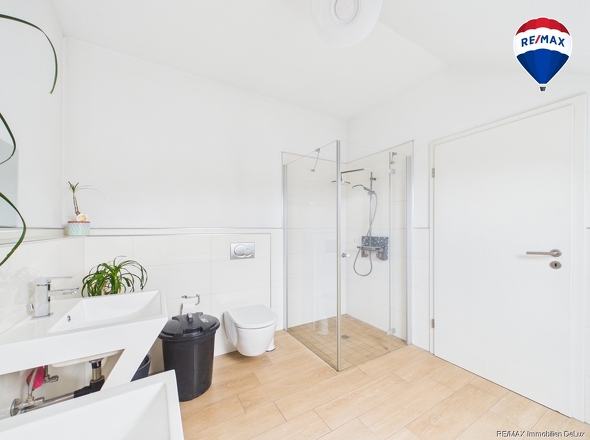 REMAX Immobilien DeLux Haus in Brotdorf zu verkaufen